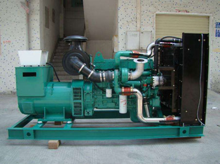 昌乐1100kw康明斯柴油发电机组图片 昌乐1100kw康明斯柴油发电机组图片